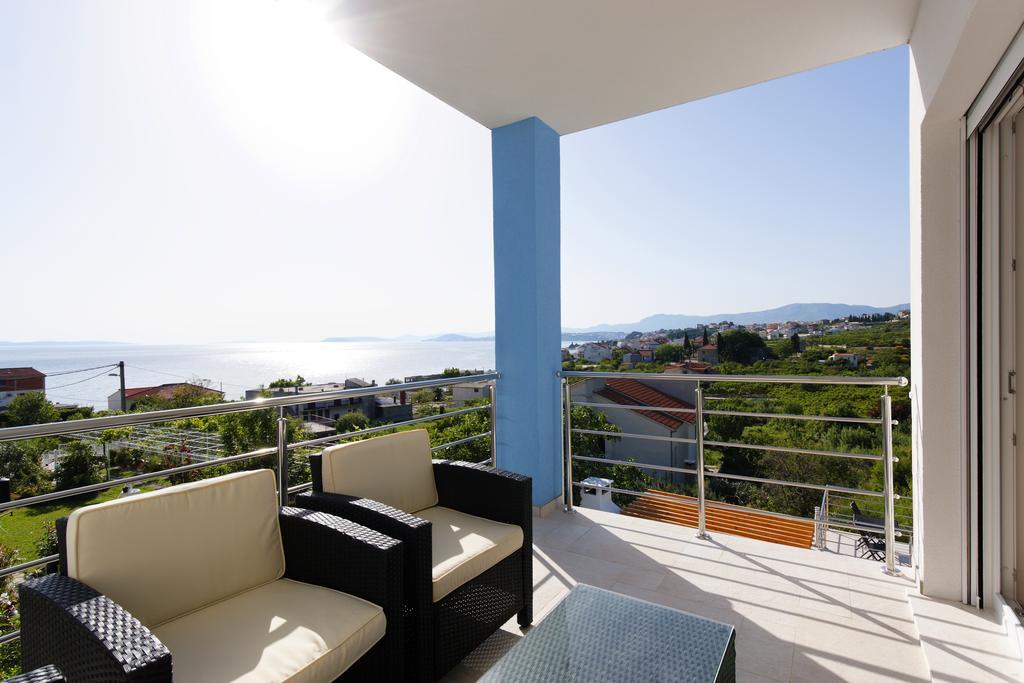 Villa Mermaid Your Croatian Haven With Luxury Pool And Scenic Views Podstrana Exterior photo